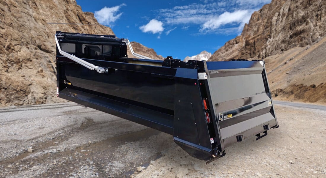 NeuStar Radius gravel box with smooth radius sidewalls and Hardox 500 Tuf floor